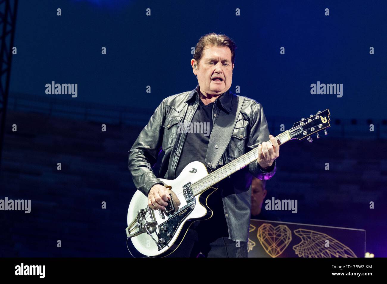 Arena, Verona, Italia, 15 luglio 2025, Charlie Burchill (Simple Minds) durante Simple Minds - Concerto musicale Foto Stock