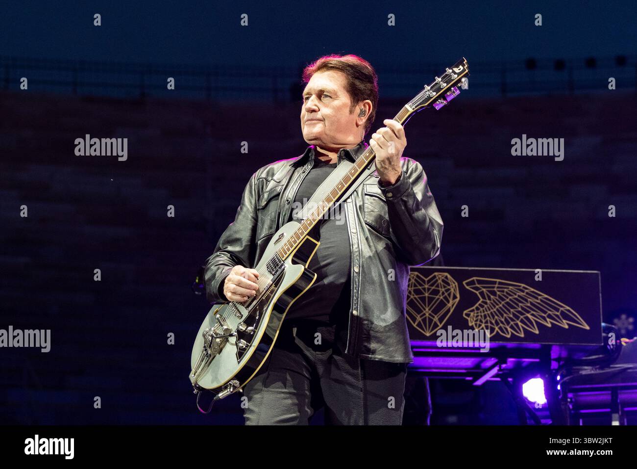 Arena, Verona, Italia, 15 luglio 2025, Charlie Burchill (Simple Minds) durante Simple Minds - Concerto musicale Foto Stock