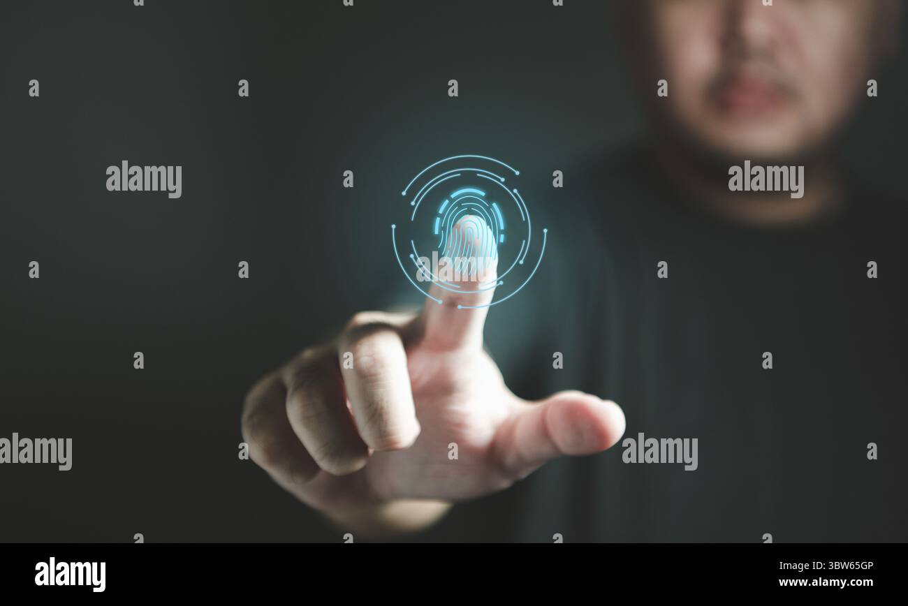 Scansione di sicurezza informatica tramite impronte digitali autenticazione biometrica e PDPA (Personal Data Protection Act) con background di persone. Informazioni sulla tecnologia A. Foto Stock
