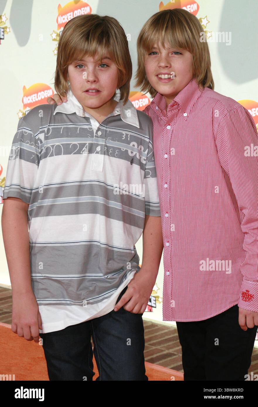 31 marzo 2007 - Westwood, California, Stati Uniti - 31 marzo 2007 - Westwood, California - Dylan Sprouse e Cole Sprouse. Ventesimo premio annuale Nickelodeon Kids' Choice Awards tenutosi al Pauley Pavilion dell'UCLA. Foto di Charles Harris/AdMedia (immagine di credito: © Glenn Weiner/ZUMA Wire) Foto Stock