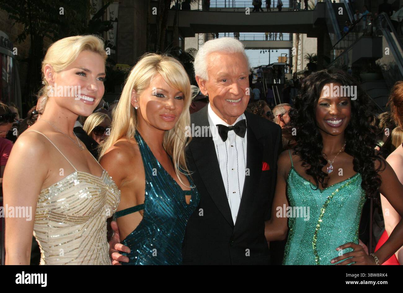 15 giugno 2007 - Hollywood, CALIFORNIA, Stati Uniti - 15 giugno 2007 - Hollywood, California - Rachael Reynolds, Gabrielle Tuite, Bob Barker e Lanisha Cole. 34° Annual Daytime Emmy Awards tenutosi al Kodak Theater. Foto di Charles Harris/AdMedia (immagine di credito: © Glenn Weiner/ZUMA Wire) Foto Stock