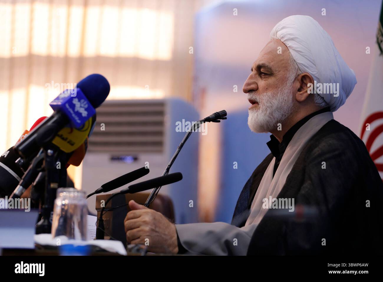 17 settembre 2017, Teheran, Iran: Questa foto mostra il nuovo capo dell'autorità giudiziaria iraniana, GHOLAMHOSSEIN MOHSENI EJEI. Mohseni-Ejei è stato nominato capo dell'autorità giudiziaria dal supremo leader iraniano, l'Ayatollah Ali Khamenei, in sostituzione del presidente eletto Ebrahim Raisi, che dovrebbe assumere l'incarico all'inizio di agosto. (Immagine di credito: © Rouzbeh Fouladi/ZUMA Wire) Foto Stock