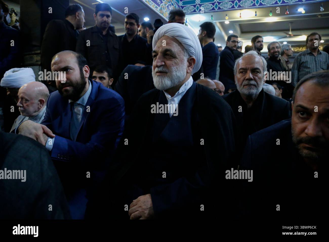 6 ottobre 2017, Teheran, Iran: Questa foto mostra il nuovo capo dell'autorità giudiziaria iraniana, GHOLAMHOSSEIN MOHSENI EJEI (C). Mohseni-Ejei è stato nominato capo dell'autorità giudiziaria dal supremo leader iraniano, l'Ayatollah Ali Khamenei, in sostituzione del presidente eletto Ebrahim Raisi, che dovrebbe assumere l'incarico all'inizio di agosto. (Immagine di credito: © Rouzbeh Fouladi/ZUMA Wire) Foto Stock