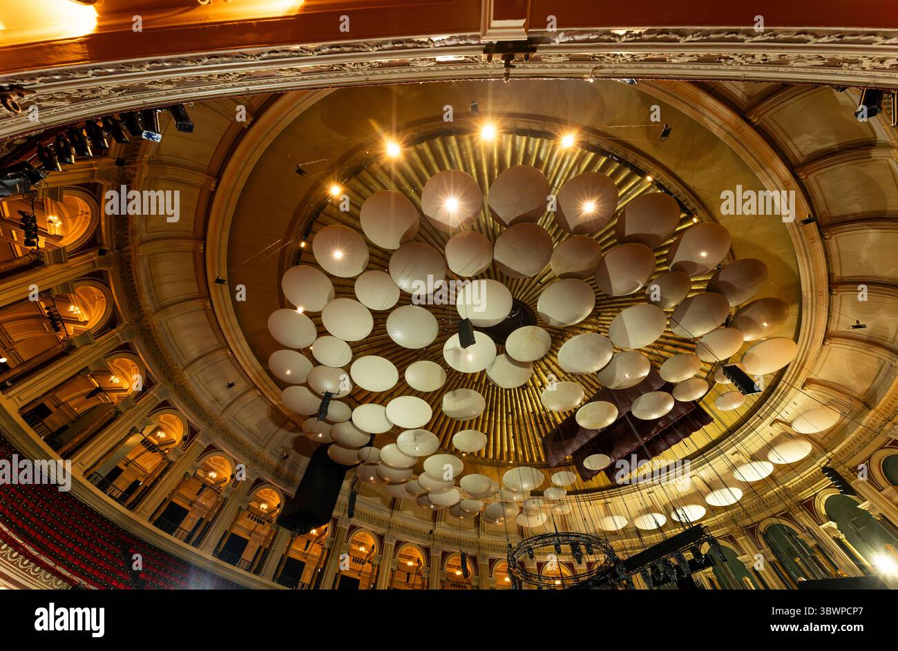 Londra, Regno Unito - 9 giugno 2025: Interno della Royal Albert Hall di Londra. Foto Stock