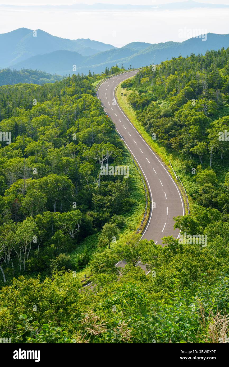 Shiretoko Crossing Road, Hokkaido, Giappone Foto Stock