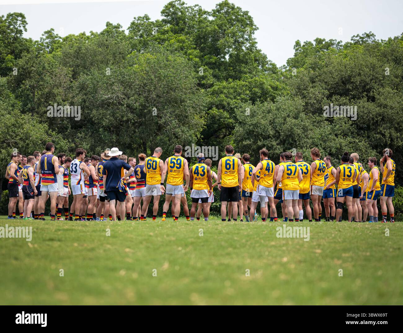 12 giugno 2021, Austin, Texas, Stati Uniti: Partita della United States Australian Football League tra i dingo Austin Crows e Dallas all'Onion Creek Soccer Complex di Austin, Texas. (Immagine di credito: © Ralph Arvesen/ZUMA Press) Foto Stock