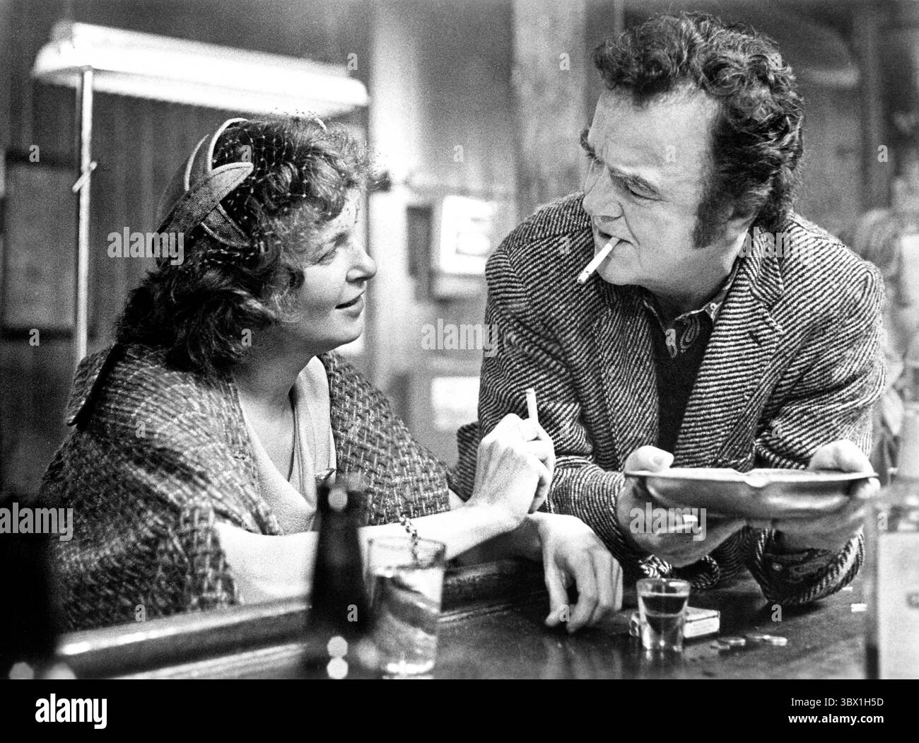 15 giugno 2020, Stati Uniti d'America: Joanne Woodward, Will Hare, sul set del film, ''The Effect of gamma Rays on Man-in-the-Moon Marigolds'', 20th Century-Fox, 1972 (Credit Image: © JT Vintage/Glasshouse via ZUMA Press Wire) Foto Stock