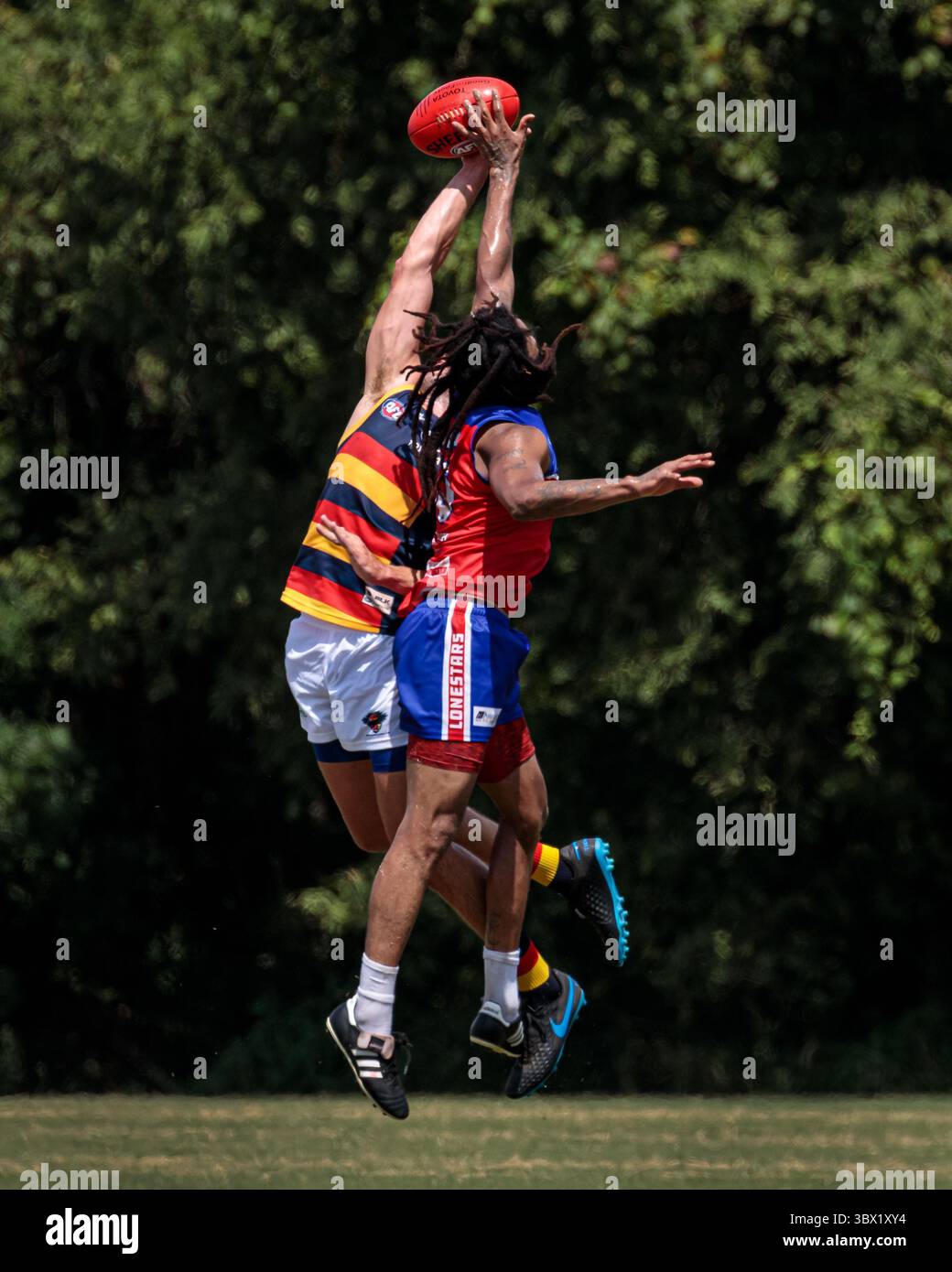 31 luglio 2021, Austin, Texas, Stati Uniti: Partita della United States Australian Football League tra gli Austin Crows e gli Houston Lonestars all'Onion Creek Soccer Complex di Austin, Texas. (Immagine di credito: © Ralph Arvesen/ZUMA Press) Foto Stock