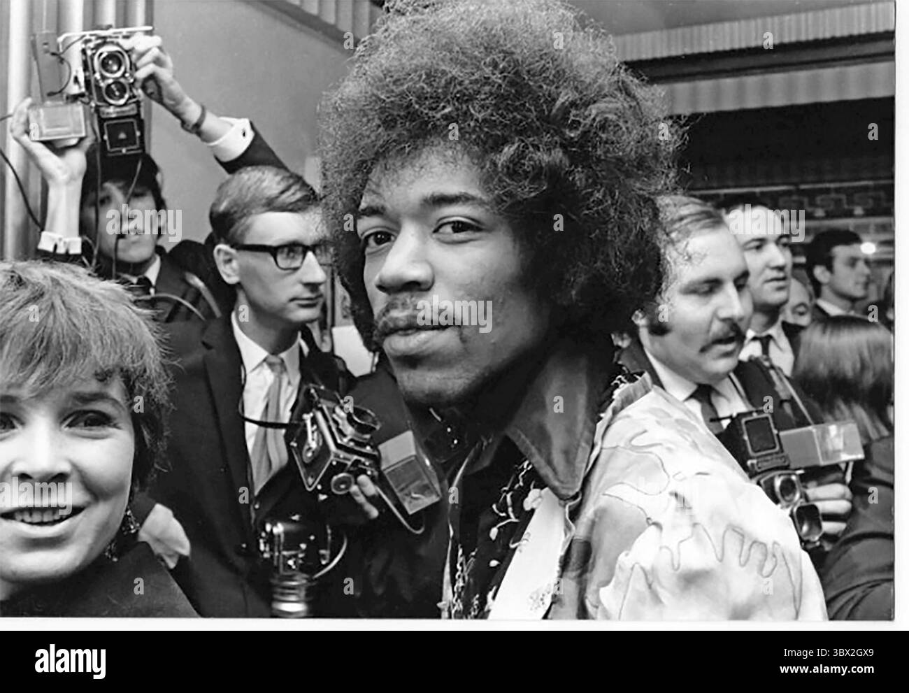 Foto Jimi Hendrix &ndash; Ristampa 8x10 &ndash; Firma Autografata (Riproduzione)