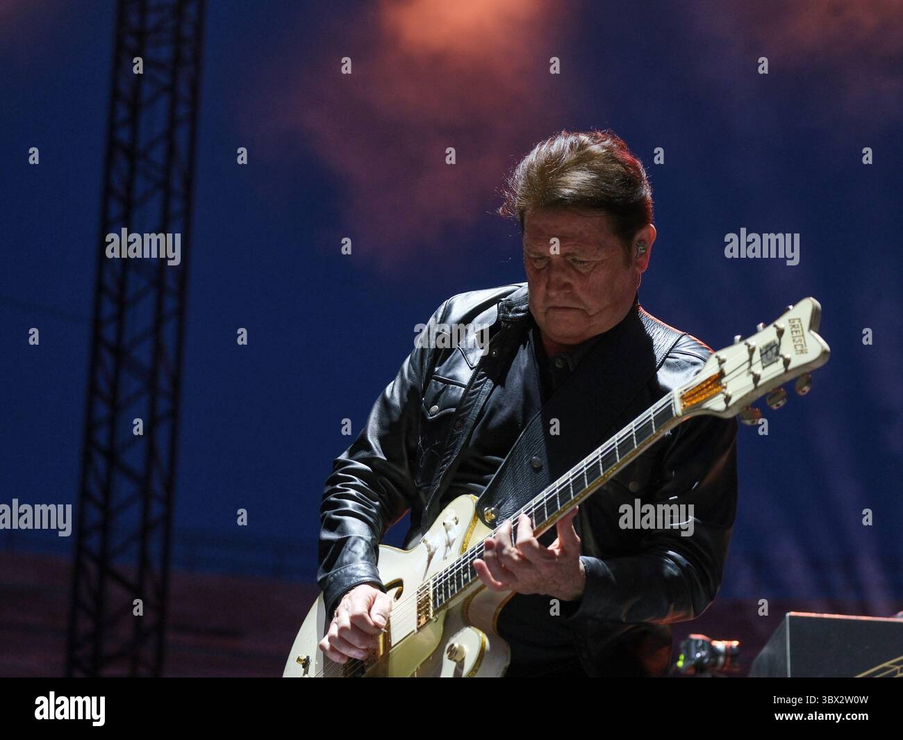 Arena, Verona, Italia, 15 luglio 2025, Charlie Burchill durante SIMPLE MINDS - ESTATE DAL VIVO 2025 - Concerto musicale Foto Stock