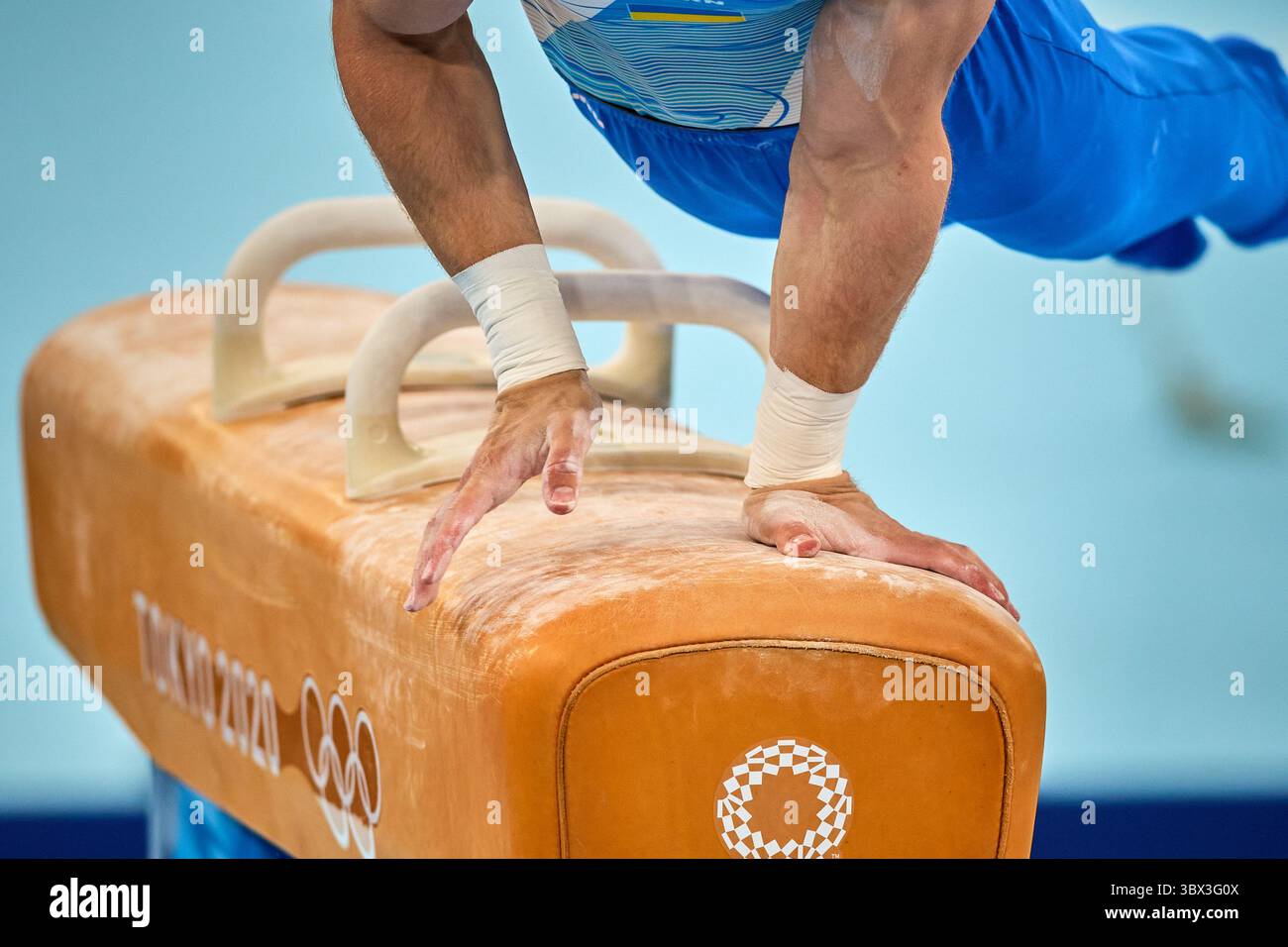26 luglio 2021, Tokyo, Kanto, Giappone: Evgen Yudenkov dall'Ucraina sul cavallo pommel durante la Rotation 5 della competizione a squadre maschile durante le Olimpiadi di Tokyo 2020 all'Ariake Gymnastics Centre di Tokyo, Giappone. (Immagine di credito: © Joe McNally tramite ZUMA Press Wire) Foto Stock