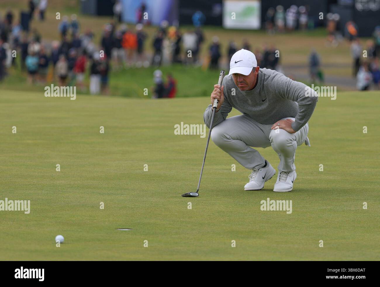 Rory esce il primo giorno di campionato del 153° Open Golf Championship al Royal Portrush Desmond Loughery pacemaker press Credit: MB Media Solutions/Alamy Live News Foto Stock