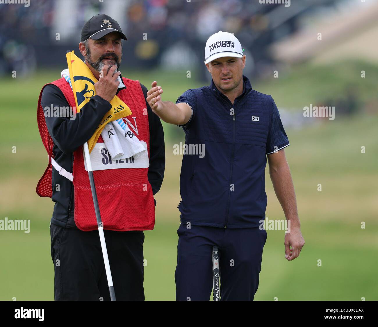 Jordan Spieth esce il primo giorno di campionato del 153° Open Golf Championship al Royal Portrush Desmond Loughery pacemaker press Credit: MB Media Solutions/Alamy Live News Foto Stock