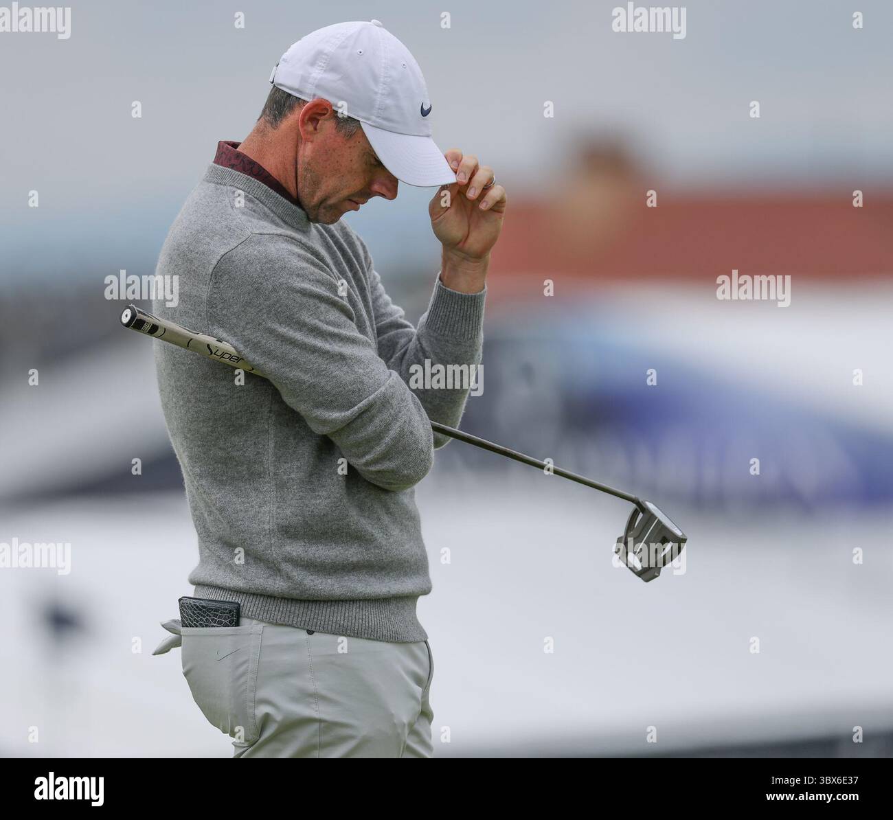 Rory esce il primo giorno di campionato del 153° Open Golf Championship al Royal Portrush Desmond Loughery pacemaker press Credit: MB Media Solutions/Alamy Live News Foto Stock