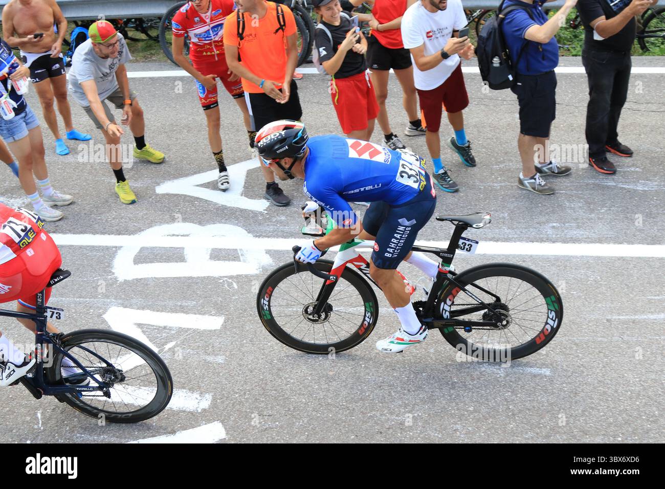 Campionati europei di ciclismo su strada 2021 UEC. Trento, Italia il 12 settembre 2021. Elite Men Road Race, Sonny COLBRELLI (ITA) (foto di Pierre Teyssot/ESPA-Images) (immagine di credito: &Copy; ESPA Photo Agency/CSM via ZUMA Wire) Foto Stock
