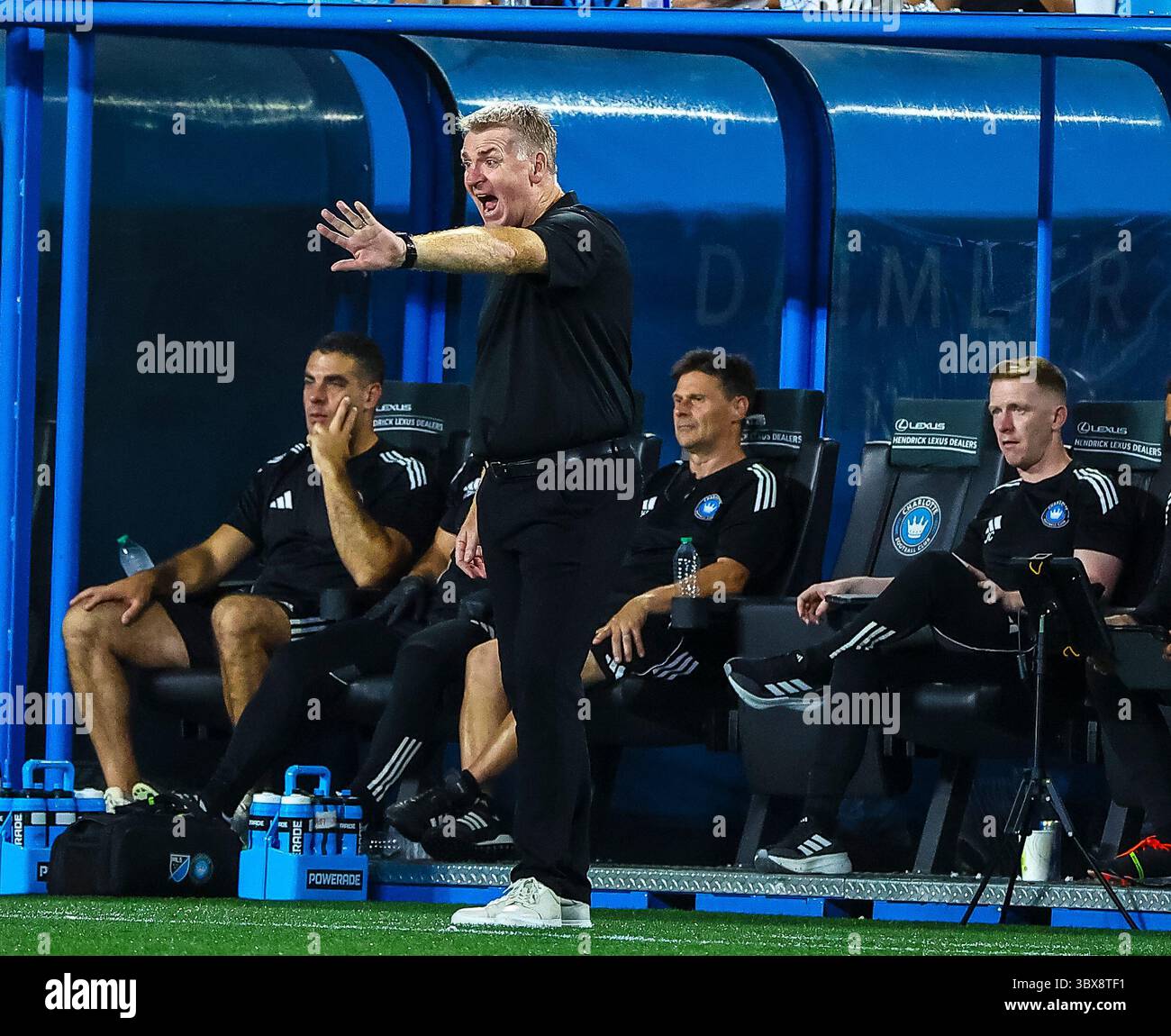 16 luglio 2025: Dean Smith è l'allenatore del Charlotte FC. Partita di calcio della Major League tra il DC United e il Charlotte FC al Bank of America Stadium di Charlotte, North Carolina. David Beach/CSM Foto Stock