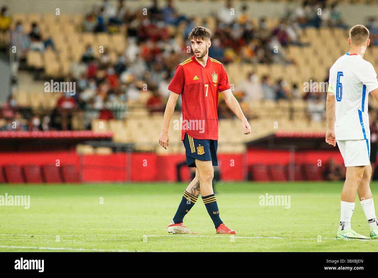 8 ottobre 2021, Siviglia, Spagna: Fernando NiÃ±è stato visto durante il turno di qualificazione a Euro U21/2023 tra Spagna e Slovacchia allo Stadio la Cartuja di Siviglia. (Immagine di credito: © Francis Gonzalez/SOPA immagini tramite ZUMA Press Wire) Foto Stock