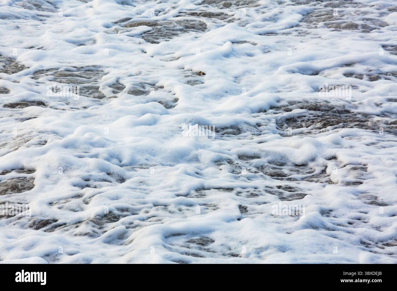 Acqua ruvida sul Puget Sound, acqua bianca e turbolenti movimenti d'acqua. Foto Stock