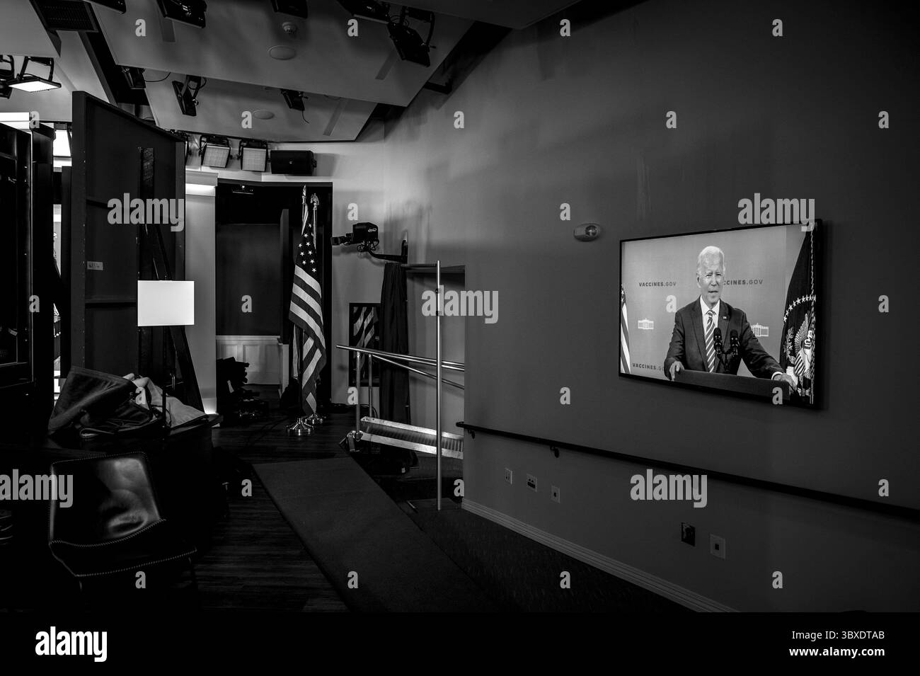 14 ottobre 2021, Washington, District of Columbia, USA: Il presidente degli Stati Uniti Joe Biden fornisce un aggiornamento sulla risposta alla COVID-19 e sul programma di vaccinazione nel South Court Auditorium del campus della Casa Bianca a Washington, DC, giovedì 14 ottobre 2021 (Credit Image: © Rod Lamkey/CNP via ZUMA Press Wire) Foto Stock