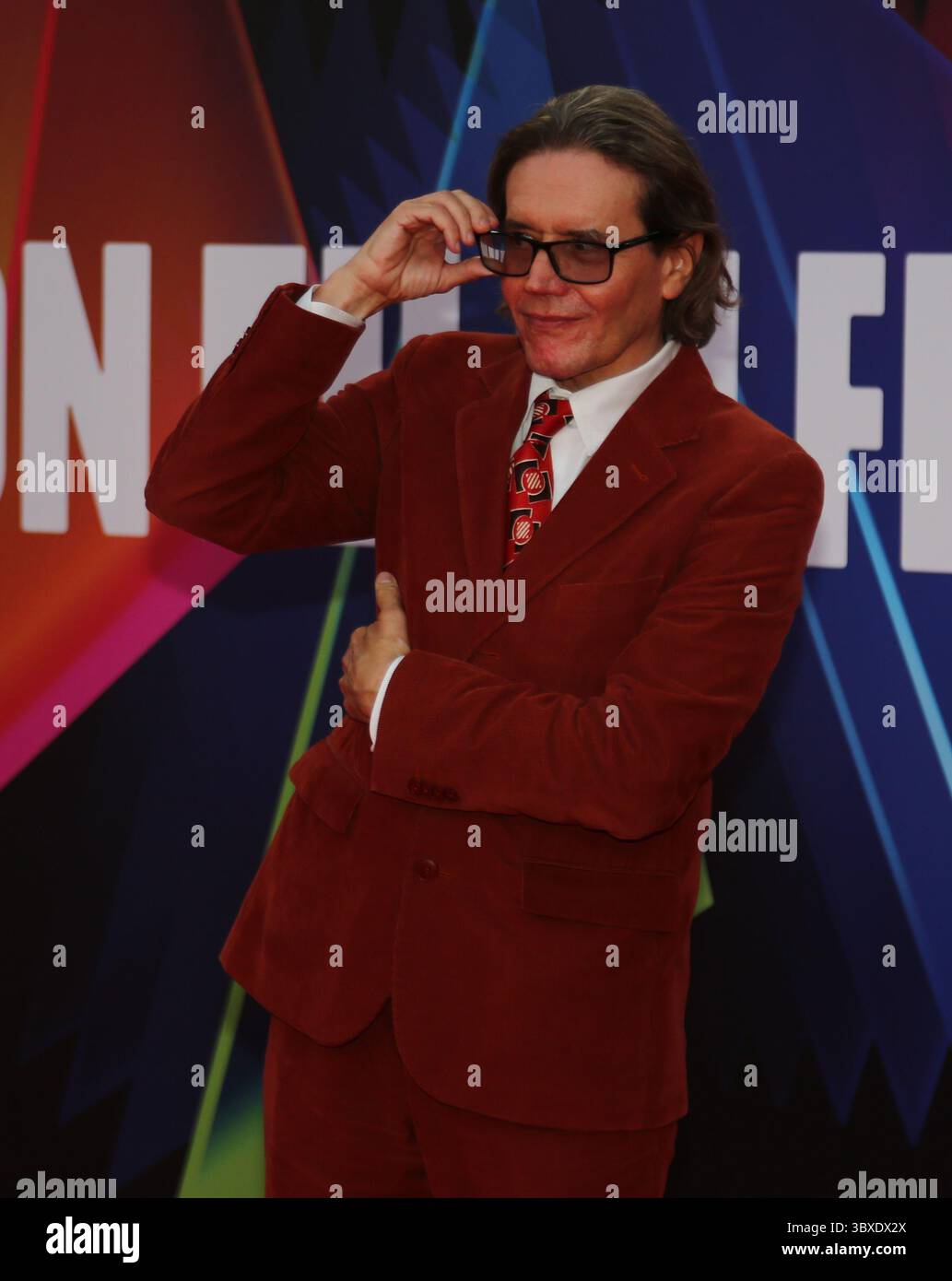 14 ottobre 2021, Londra, Inghilterra, Regno Unito: STEPHEN WOOLLEY arriva alla Royal Festival Hall per la premiere britannica della Mothering Sunday al BFI London Film Festival. (Immagine di credito: © Tayfun Salci/ZUMA Press Wire) Foto Stock