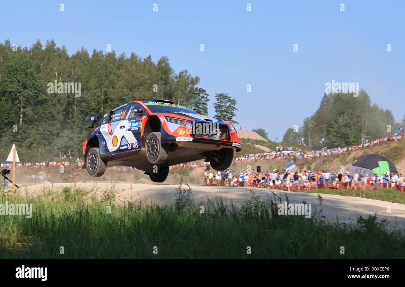 Hyundai i20 N Rally1, Adrien Fourmaux-Alexandre Coria. In azione durante il WRC Delfi Rally Estonia 2025 a Tartu, Estonia, 18 luglio 2025. (Foto CTK/J Foto Stock