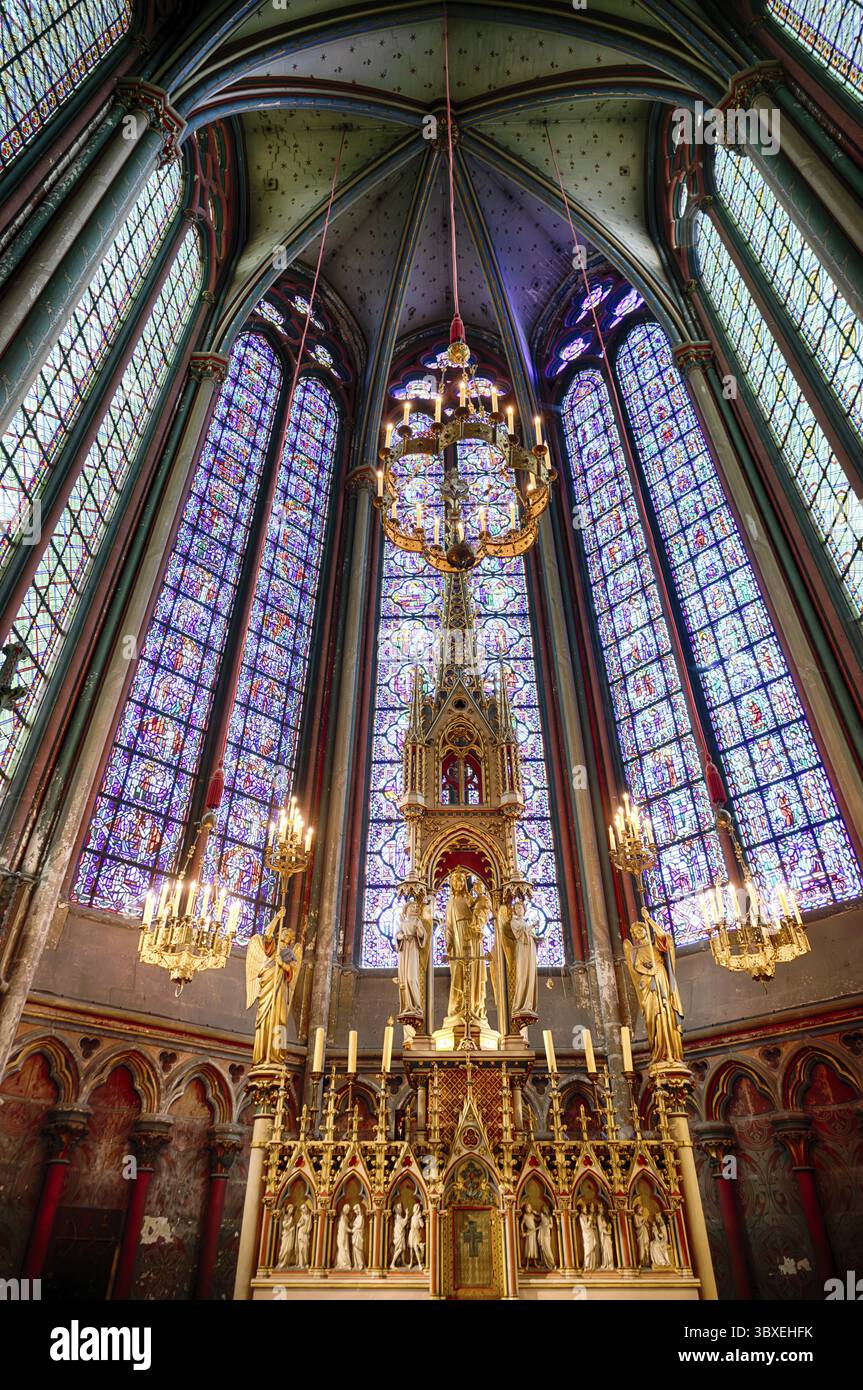 Vista interna, altare, Cappella del Santissimo Sacramento, Chapelle du Saint-Sacrement, Saint-Augustin de Cantorbery, cappella radiale, ambulatorio, Cathedr Foto Stock