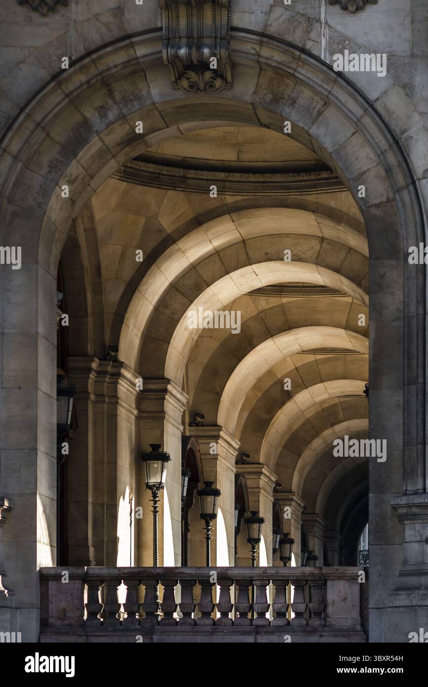 Tunnel ad arco a Parigi, Francia Foto Stock