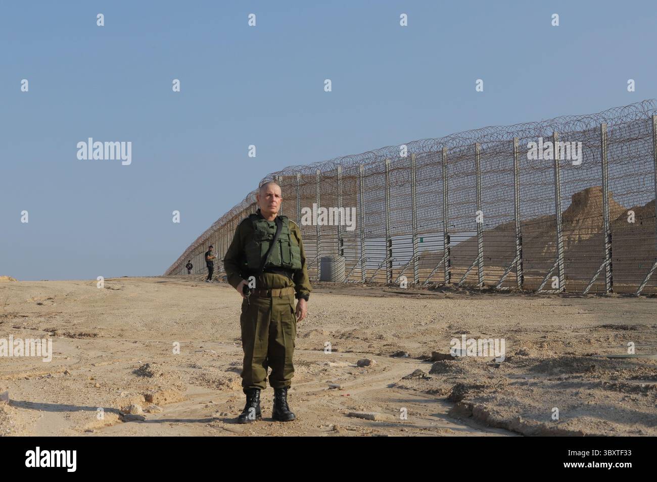 22 novembre 2021, Israele: Il Ministero della difesa israeliano annuncia il completamento della barriera di frontiera di Gaza. Dopo tre anni e mezzo di costruzione, la barriera lunga 65 km include un componente sotterraneo con sensori, una recinzione fuori terra, una barriera navale, sistemi radar e sale di comando e controllo per prevenire infiltrazioni dalla Striscia di Gaza nel territorio israeliano. (Immagine di credito: © portavoce del Ministero della difesa tramite ZUMA Press Wire) Foto Stock