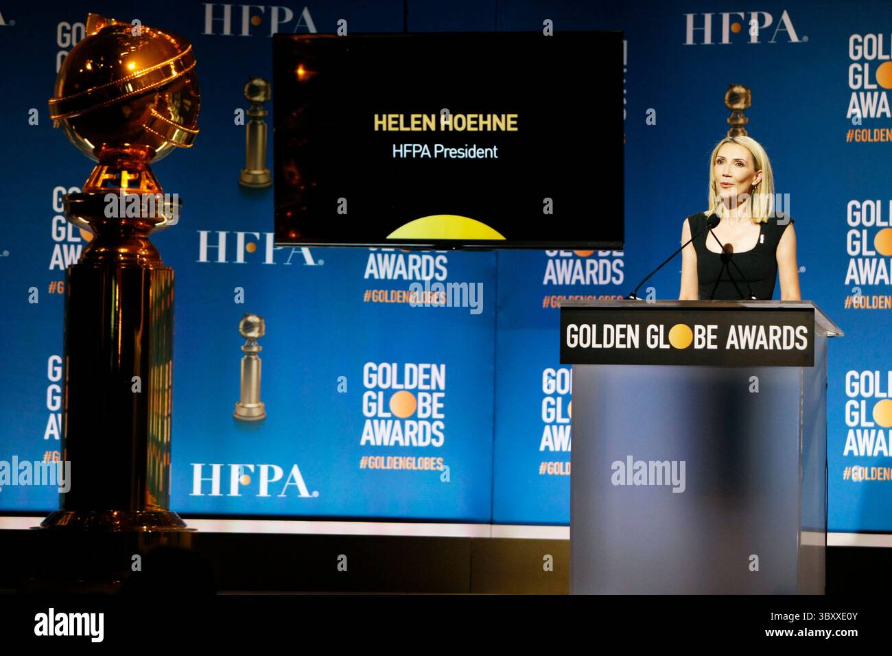 13 dicembre 2021, Beverly Hills, CA, Stati Uniti: Beverly Hills, CA - DEC 13: Helen Hoehne annuncia le "79th Annual Golden Globe Awards Nominations" presso il Beverly Hilton Hotel il 13 dicembre 2021 a Beverly Hills, CA. crediti: Craig Hattori/imageSPACE (Credit Image: © imageSPACE via ZUMA Press Wire) Foto Stock