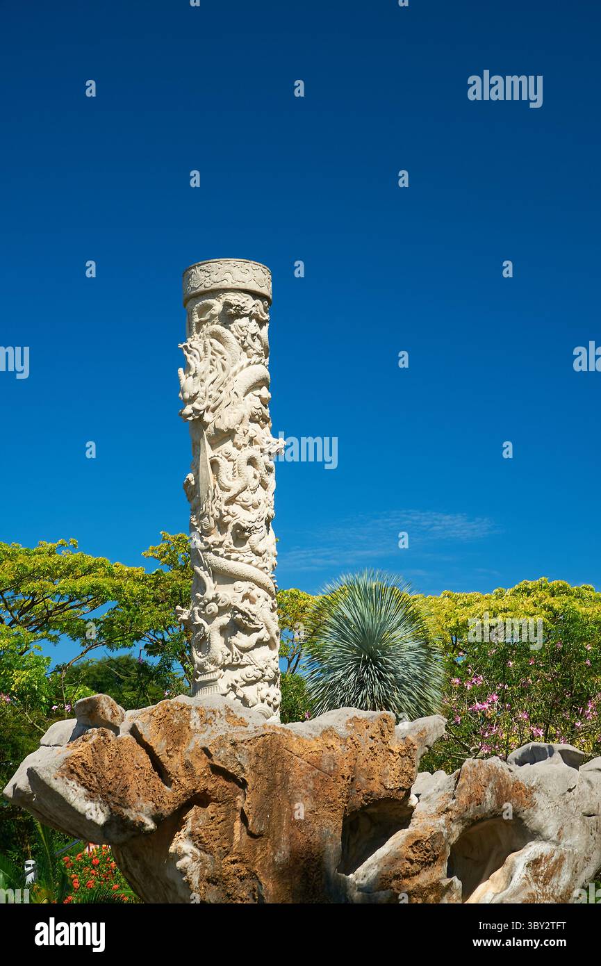 Totem cinese Huabiao nei Giardini della Baia, Singapore Foto Stock
