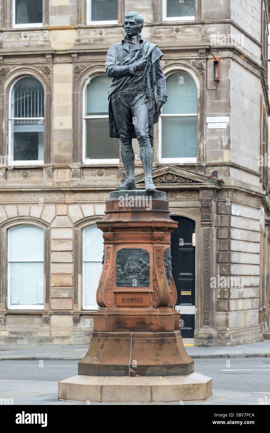 Statua di Robert Burns, Bernard Street, Edimburgo Foto Stock