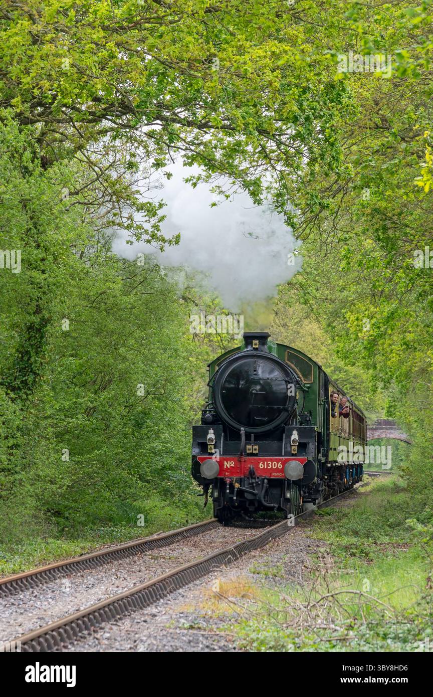 Locomotiva 61306 Mayflower sulla West Somerset Railway per il Gala di primavera nel 2024. Visto qui appena fuori Norton Fitzwarren, Somerset, Inghilterra, Regno Unito Foto Stock