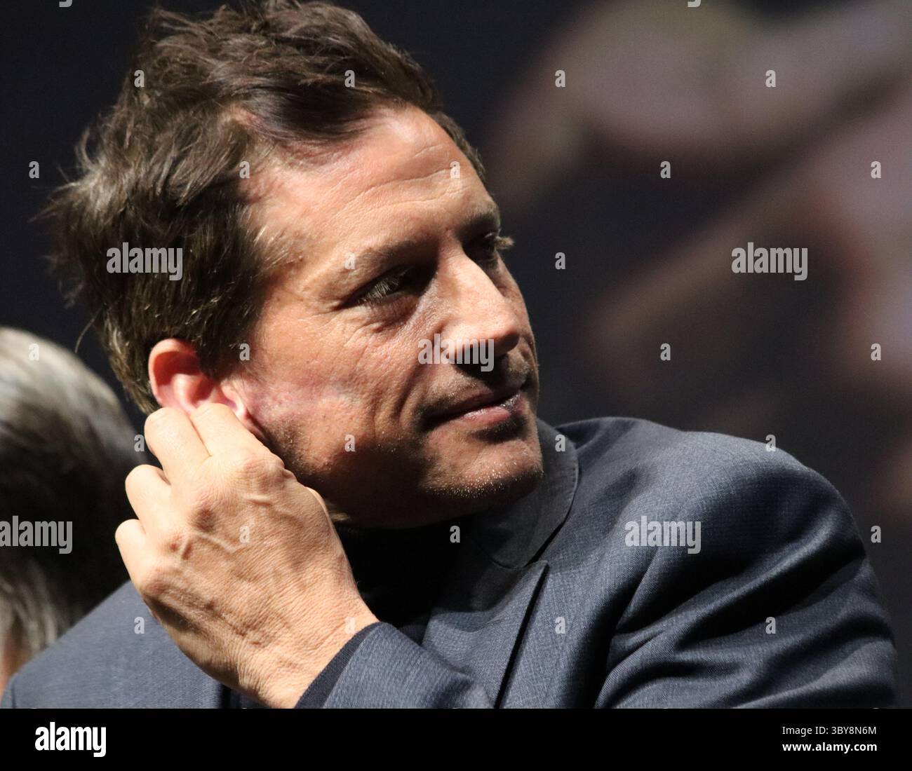 5 marzo 2022, Santa Barbara, CA, USA: Simon Rex riceve il prestigioso Virtuoso Award al 37° Santa Barbara International Film Festival, tenutosi all'Arlington Theater il 5 marzo 2022. Il premio viene assegnato ad attori che mostrano grandi promesse e per aver raggiunto performance rivoluzionarie. (Immagine di credito: © Amy Katz/ZUMA Press Wire) Foto Stock