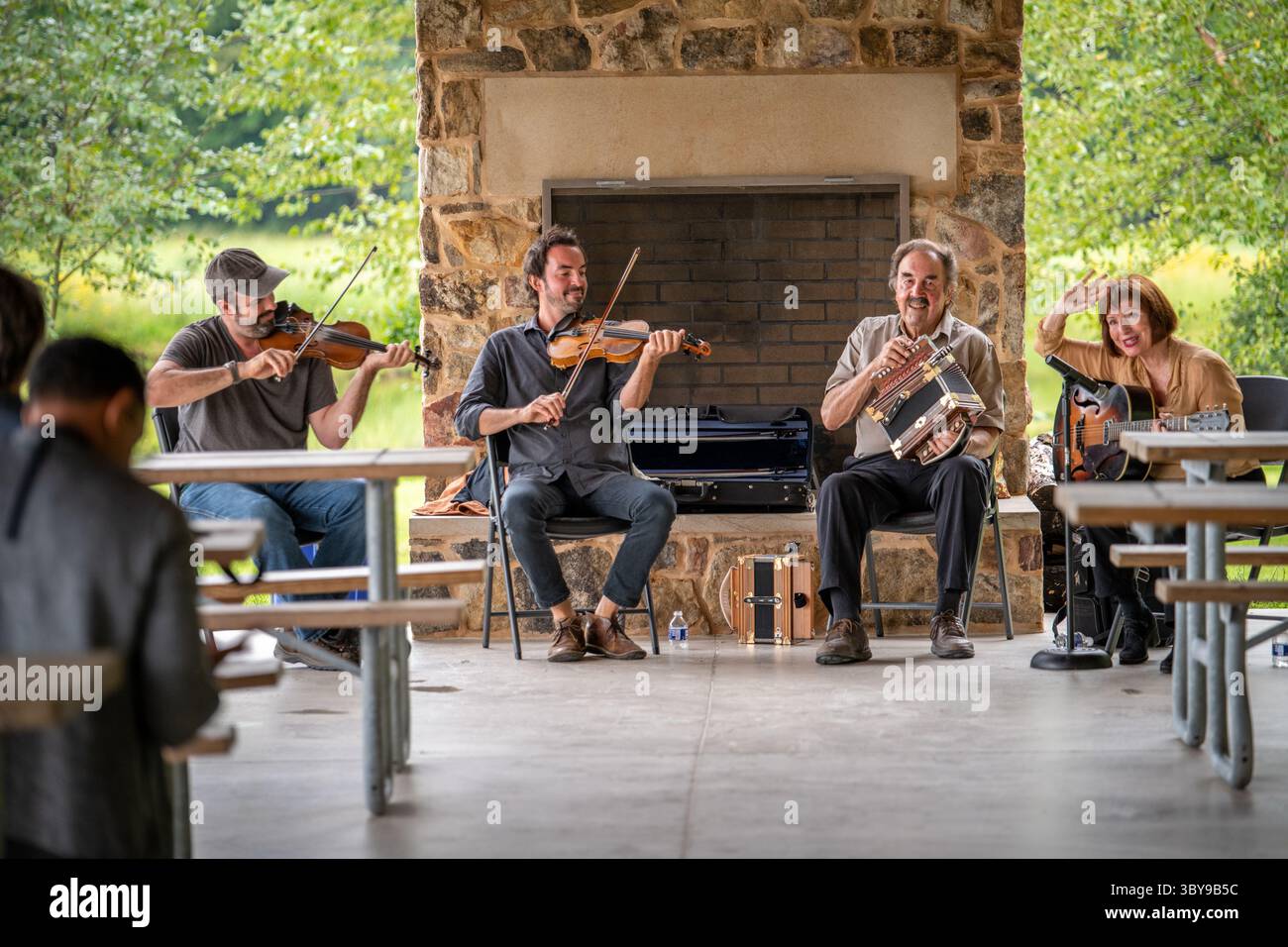9 settembre 2021, Church Creek, Maryland, Stati Uniti: Esibizione dal vivo della Savoy Family Cajun Band all'Harriet Tubman Visitors Center (immagine di credito: © Edwin Remsberg/VW Pics via ZUMA Press Wire) Foto Stock