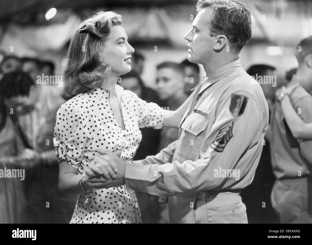 20 luglio 2020, Stati Uniti: Peggy Dow, Arthur Kennedy, sul set del film, ''Bright Victory'', Universal Pictures, 1951 (Credit Image: © JT Vintage/Glasshouse via ZUMA Press Wire) Foto Stock