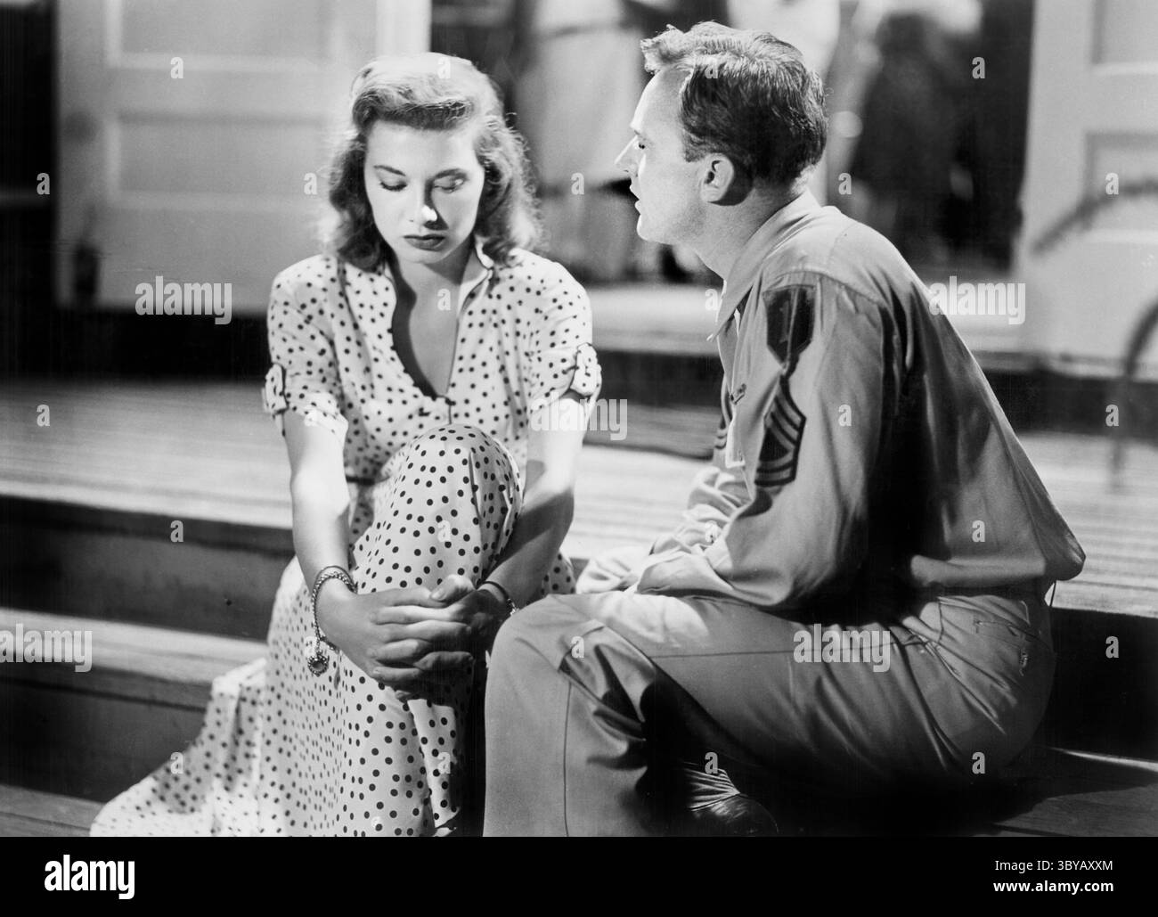 20 luglio 2020, Stati Uniti: Peggy Dow, Arthur Kennedy, sul set del film, ''Bright Victory'', Universal Pictures, 1951 (Credit Image: © JT Vintage/Glasshouse via ZUMA Press Wire) Foto Stock