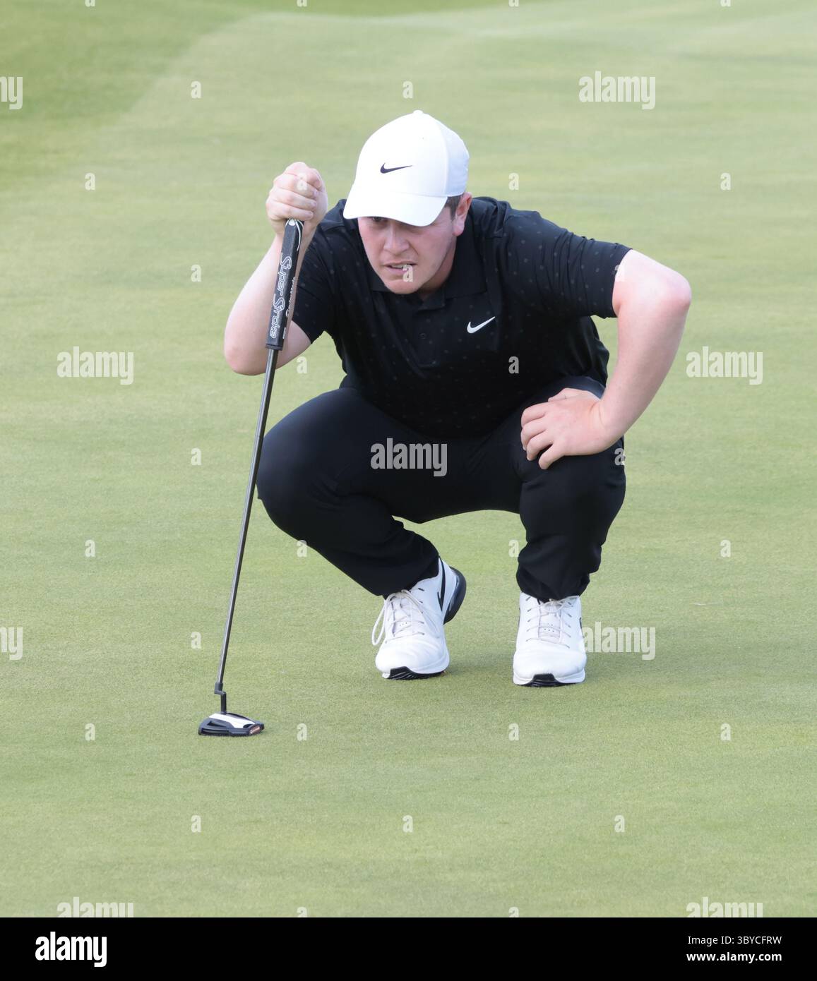 Portrush, Irlanda del Nord. 19 luglio 2025. L'inglese Robert McIntyre sul nono green durante il terzo round al 153° Open Championship al Royal Portrush Golf Club di Portrush, Irlanda del Nord, sabato 19 luglio 2025. Foto di Hugo Philpott/UPI credito: UPI/Alamy Live News Foto Stock