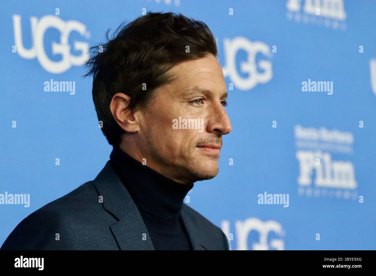 5 marzo 2022, Santa Barbara, CA, Stati Uniti: Simon Rex, Star of Red Rocket, posa sul Red Carpet ai Virtuoso Awards, 37° Santa Barbara International Film Festival all'Arlington Theater il 5 marzo 2022, dove sarà onorato, insieme ad altri sette urlanti grandi promesse e per aver raggiunto performance rivoluzionarie. (Immagine di credito: © Amy Katz/ZUMA Press Wire) Foto Stock