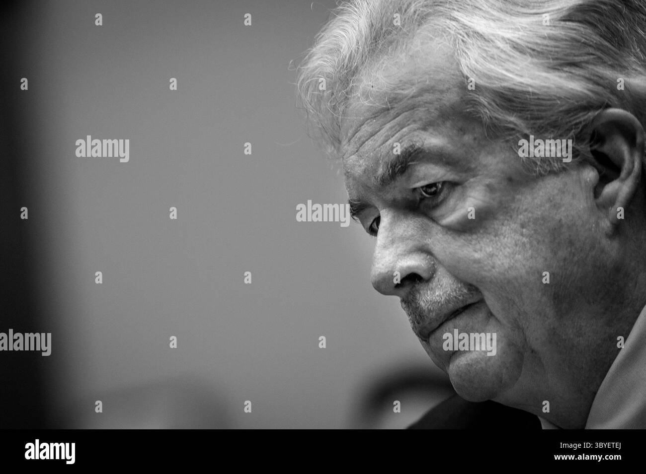 8 marzo 2022, Washington, Distretto di Columbia, USA: William Burns, direttore, Central Intelligence Agency, secondo da destra, appare davanti a un'audizione del Comitato di supervisione della camera sulle minacce mondiali nell'edificio degli uffici della Rayburn House a Washington, DC, martedì 8 marzo 2022 (immagine di credito: © Rod Lamkey/CNP via ZUMA Press Wire) Foto Stock