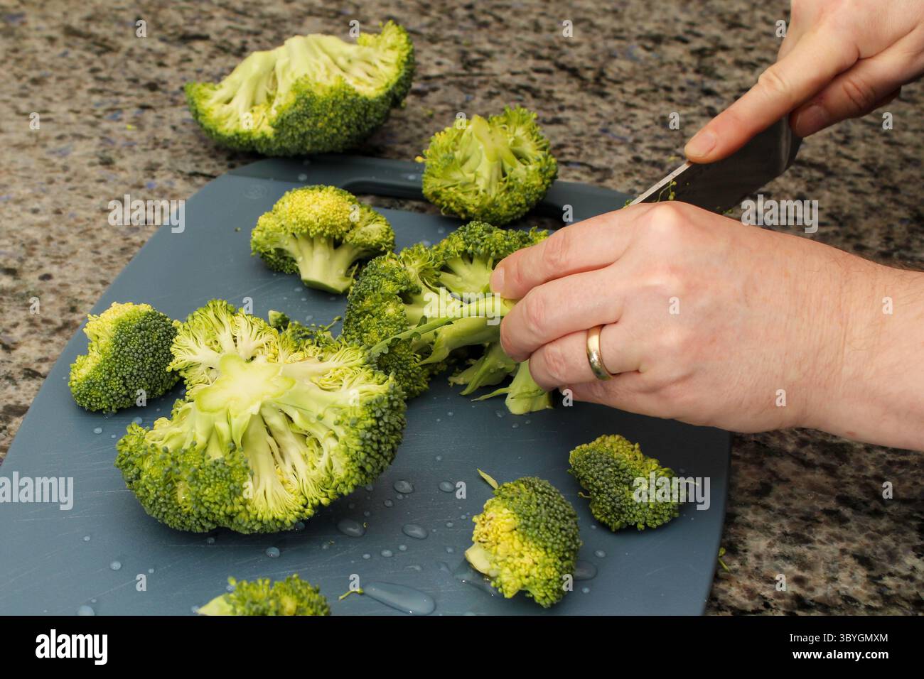Primo piano di Broccoli freschi tagliati Foto Stock