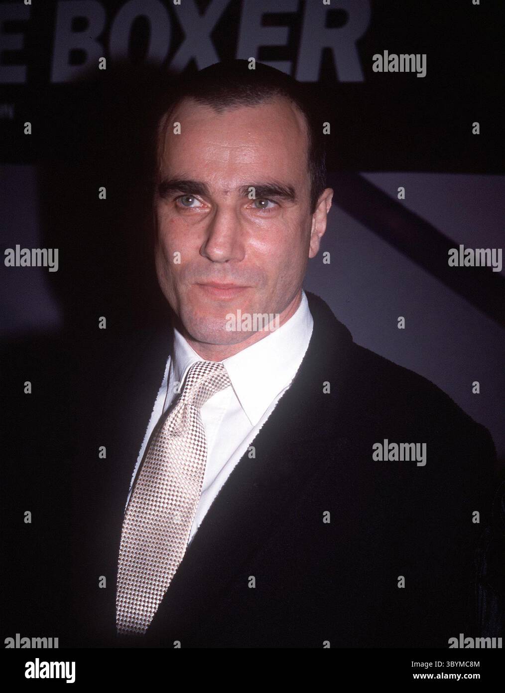 1 GENNAIO 2011 - K11023SMO: THE BOXER PREM..AL CORONET THEATER DI NYC 01/07/1998.DANIEL DAY-LEWIS. SONIA MOSKOWITZ/ 1998.(immagine di credito: © Globe Photos/ZUMAPRESS.com) Foto Stock