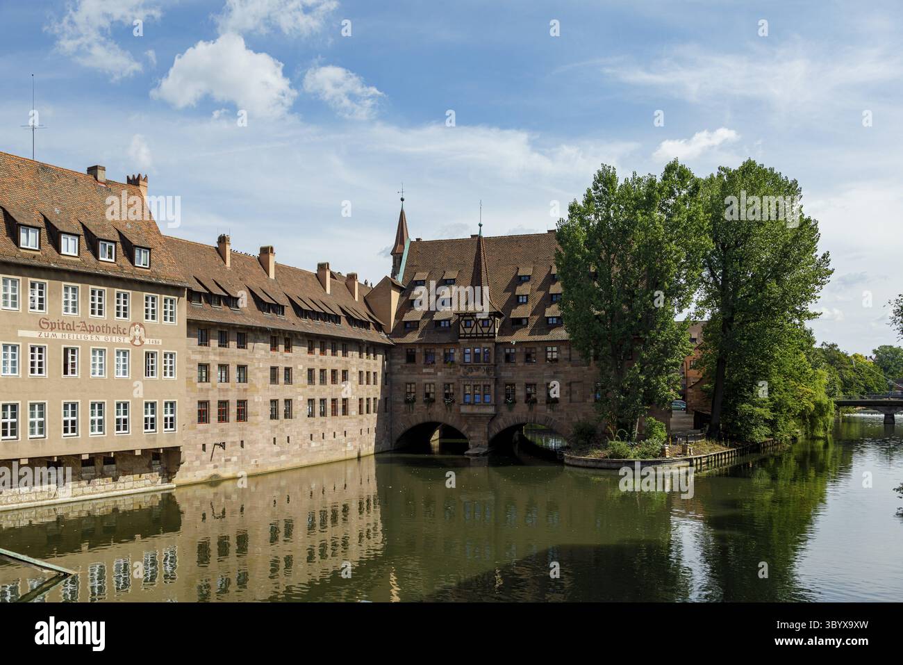 Heilig-Geist-Spital nel centro storico di Norimberga, Baviera, Germania Foto Stock