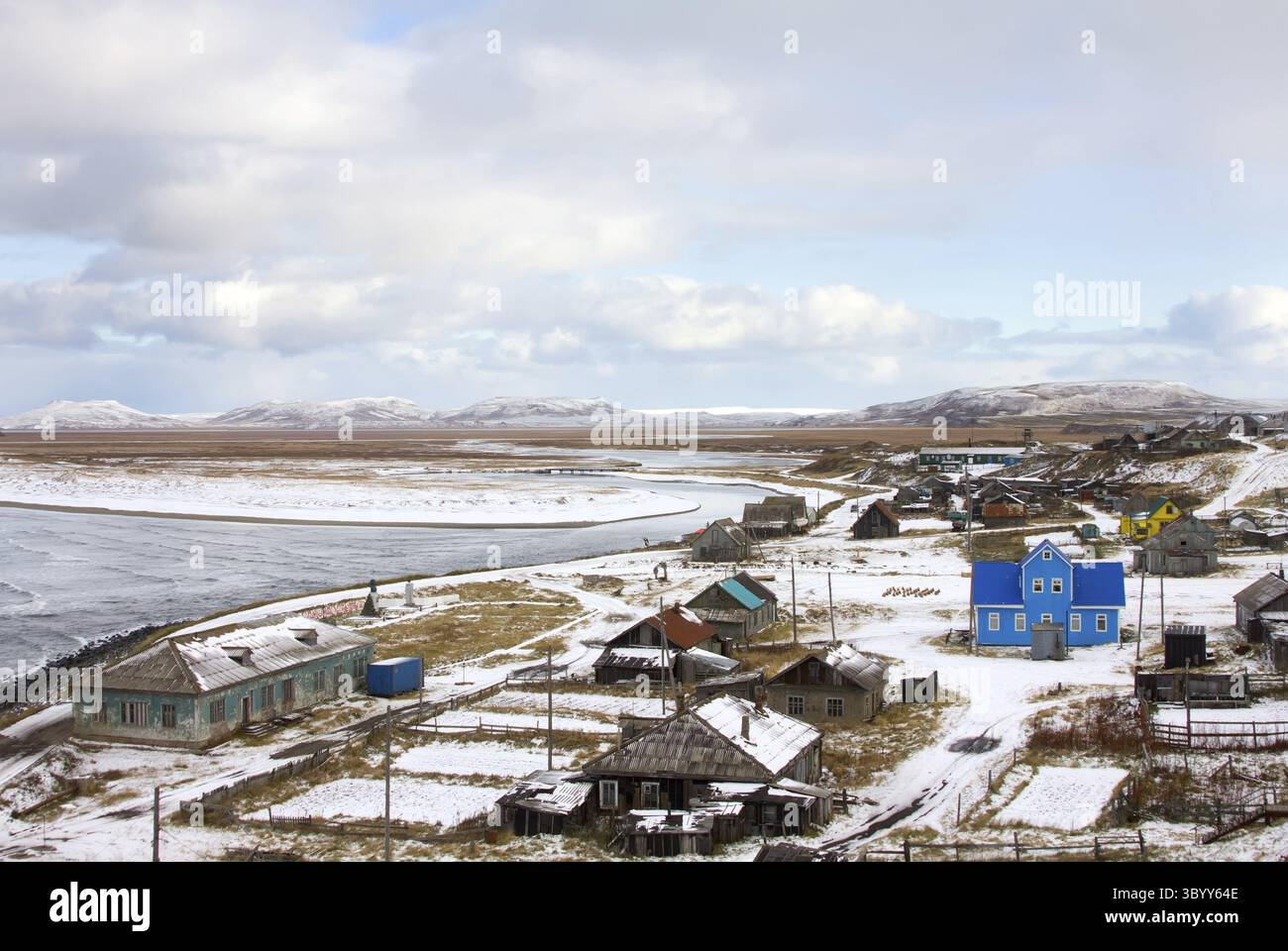 Villaggio invernale sulle isole remote (Isole Comandanti) Foto Stock