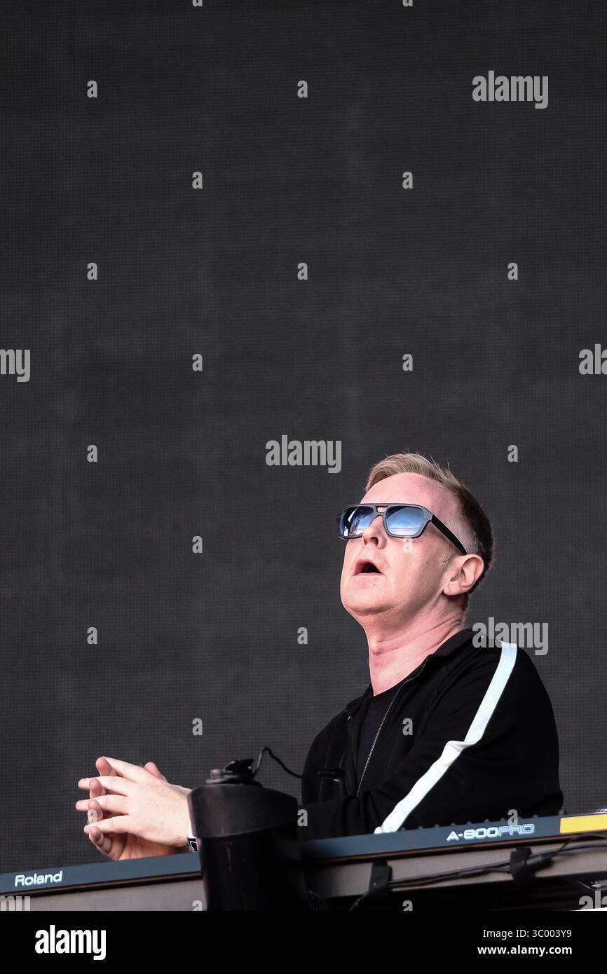 18 giugno 2017 - ZÃÂ¼Rich, Inghilterra, Svizzera - il gruppo elettronico inglese Depeche Mode esegue un concerto dal vivo al Letzigrund Stadion di ZÃÂ¼rich. Qui il musicista Andy Fletcher viene visto dal vivo sul palco. Svizzera, 18/06 2017. (Immagine di credito: © Tilman Jentzsch/Gonzales foto tramite ZUMA Press) Foto Stock