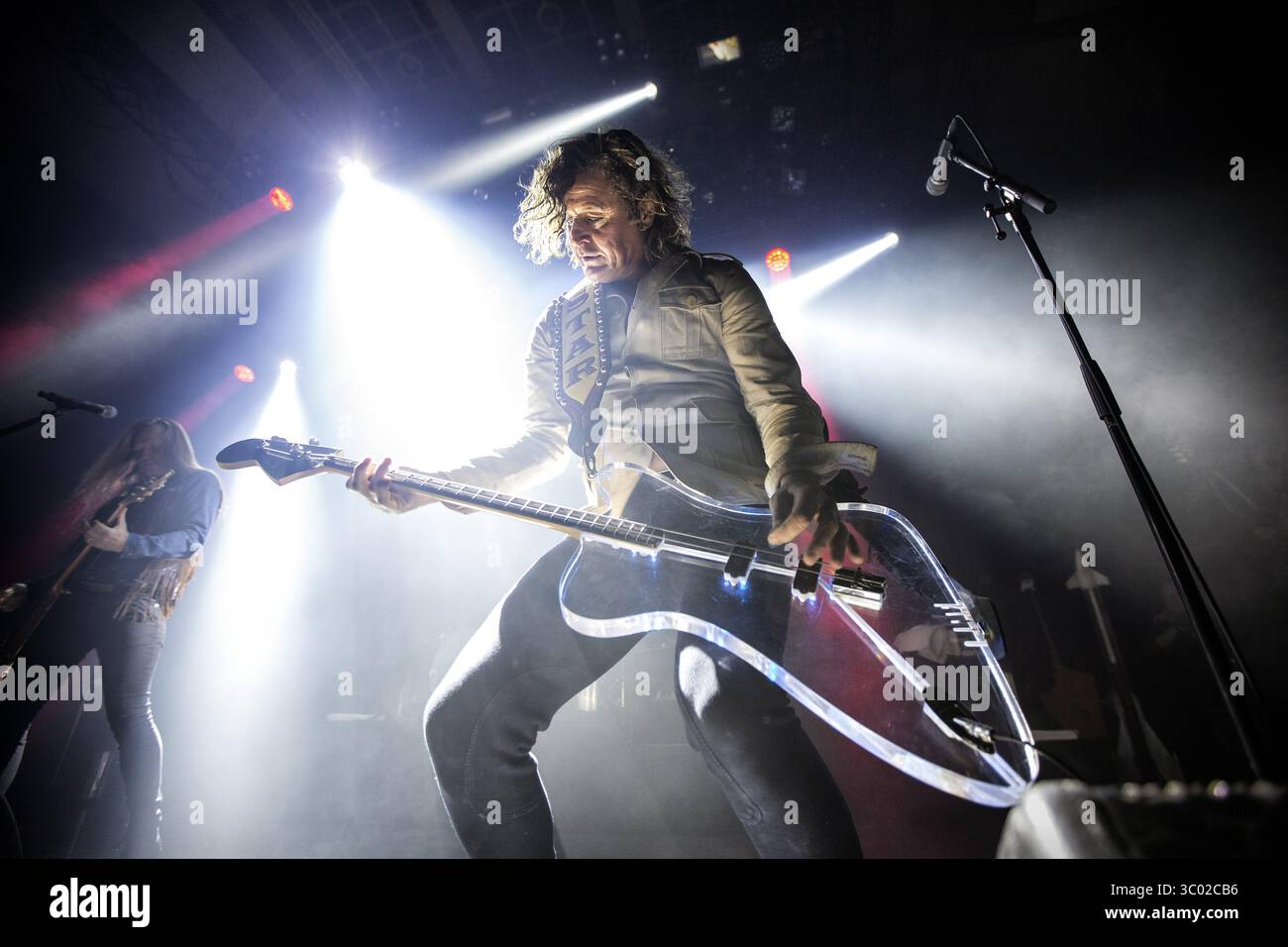 20 ottobre 2019, Oslo, Norvegia: Oslo, Norvegia. 20 ottobre 2019. La rock band danese D-A-D esegue un concerto dal vivo al Rockefeller di Oslo. Qui il bassista Stig Pedersen viene visto dal vivo sul palco. (Credito fotografico: Gonzales Photo - Terje Dokken) (immagine di credito: © Terje Dokken/Gonzales Photo via ZUMA Press) Foto Stock