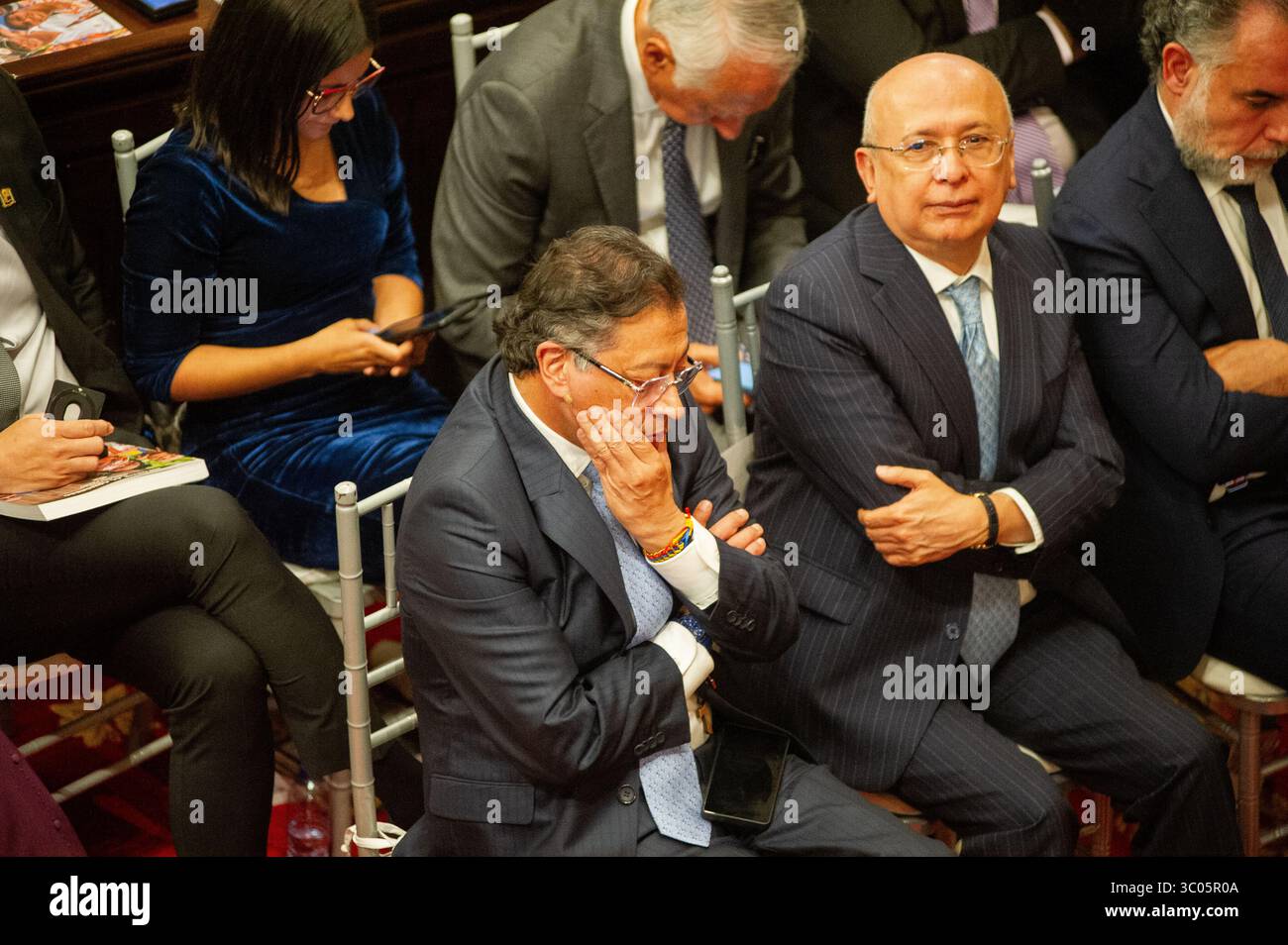 Bogotà, Colombia. 20 luglio 2025. Il presidente colombiano Gustavo Petro partecipa alla puntata del periodo di sessione 2025-2026 del Congresso colombiano, il 20 luglio 2025 a Bogotà, Colombia. Foto di: Sebastian Barros/Long Visual Press credito: Long Visual Press/Alamy Live News Foto Stock