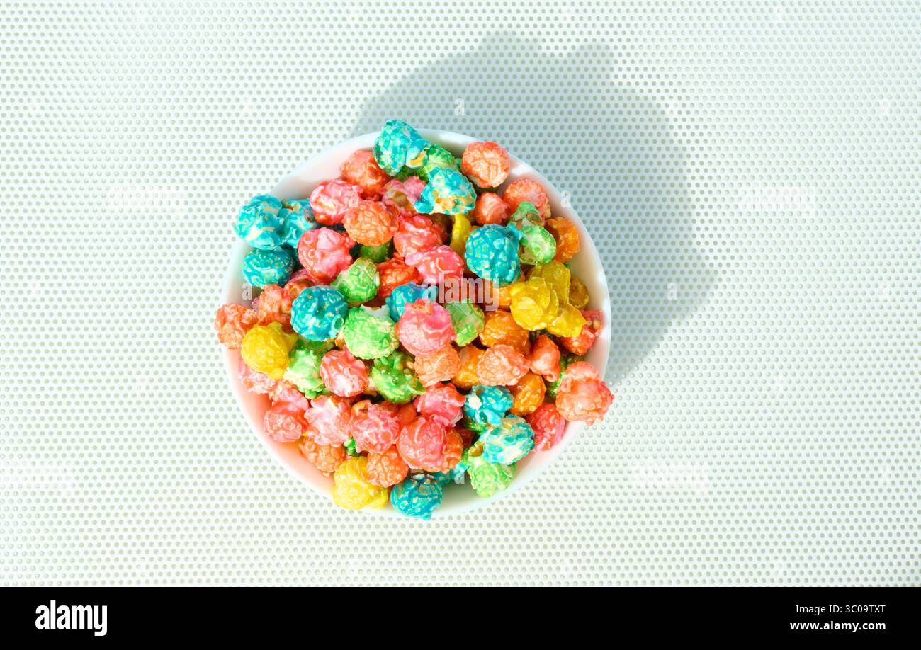 Ciotola per granoturco caramello dall'alto Foto Stock