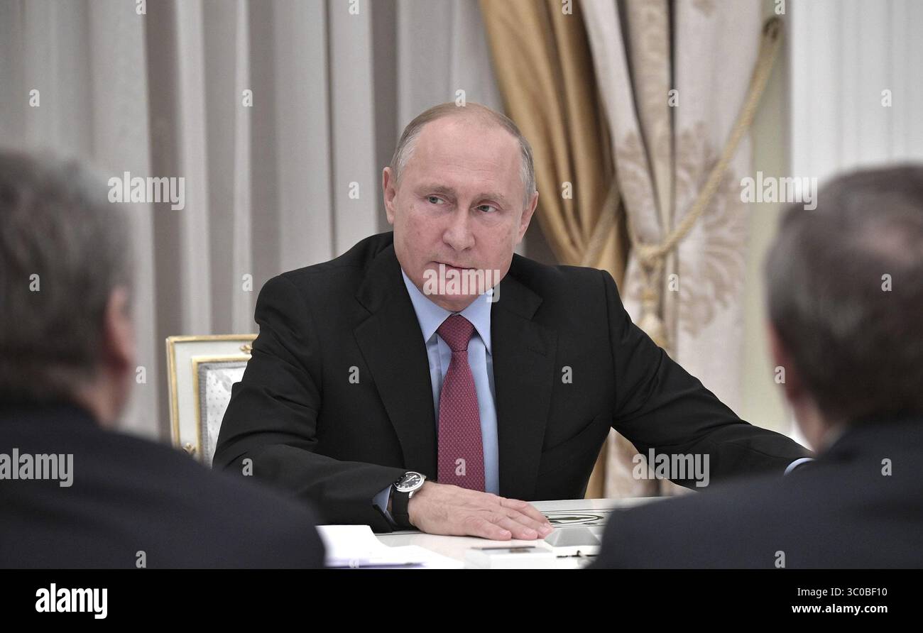 30 ottobre 2018 - Mosca, Russia - il presidente russo Vladimir Putin durante un incontro con gli ex governatori regionali al Cremlino il 30 ottobre 2018 a Mosca, Russia. (Immagine di credito: © Kremlin Pool via ZUMA Wire) Foto Stock