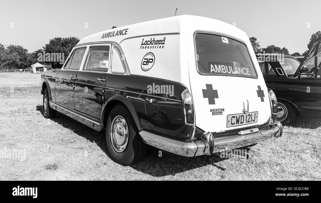 Auto in mostra ad un evento - Dartford's Big Day Out Foto Stock