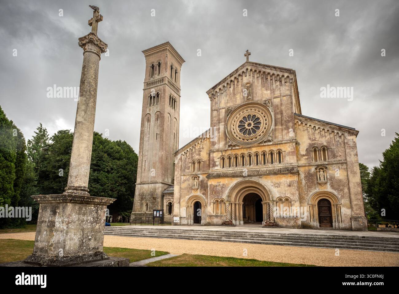 Wilton, 17 luglio 2025: St Mary and St Nicholas Church Foto Stock